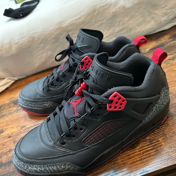 Jordan Black and Red Sneakers - Picture 4 of 5